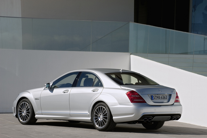 Mercedes-Benz S 63 AMG (FL) Mercedes-Benz S 63 AMG (FL)