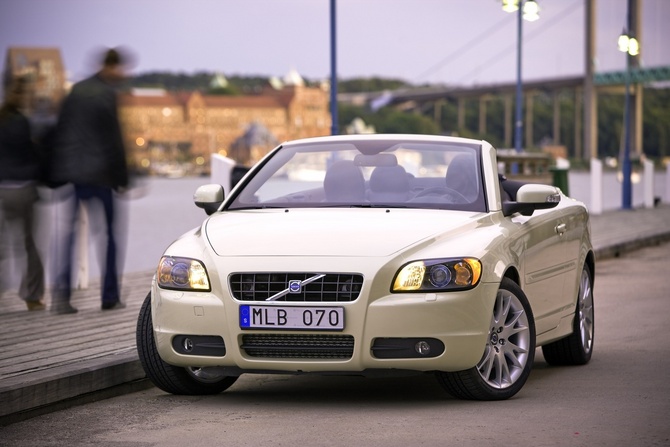 Volvo C70 2.4 Volvo C70 2.4