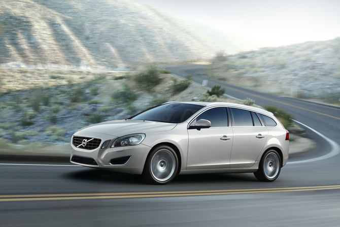 Volvo V60 D2 Momentum Volvo V60 D2 Momentum