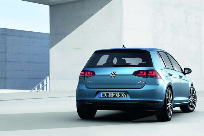 New Golf Finally Premieres in Berlin New Golf Finally Premieres in Berlin