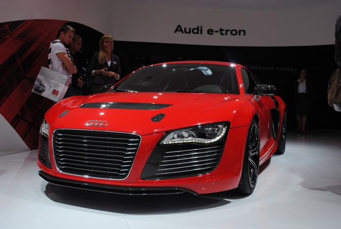 Audi R8 e-tron Audi R8 e-tron