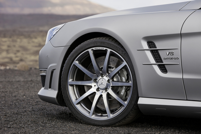 Mercedes-Benz SL 63 AMG Mercedes-Benz SL 63 AMG