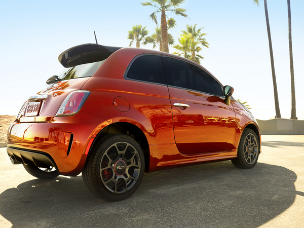 It gets a black roof and black wheels It gets a black roof and black wheels
