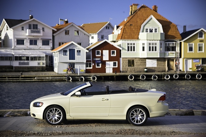 Volvo C70 D5 Summum Volvo C70 D5 Summum