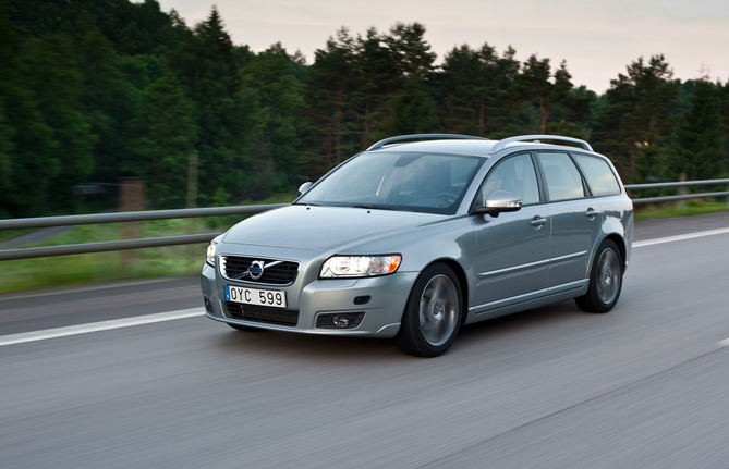 Volvo V50 D4 Business Ed. Pro Volvo V50 D4 Business Ed. Pro