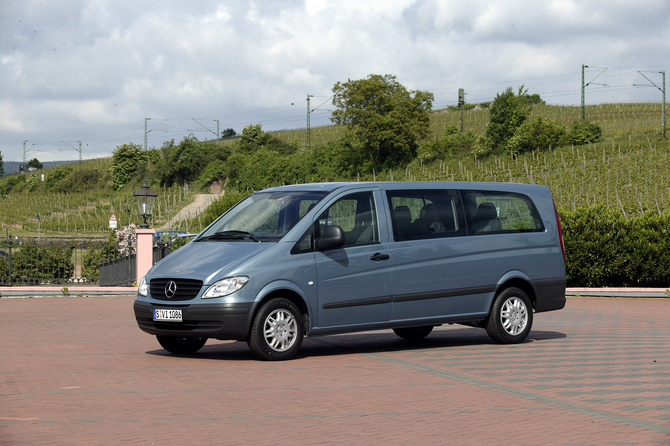 Mercedes-Benz Vito 2 {W639} Mercedes-Benz Vito 2 {W639}
