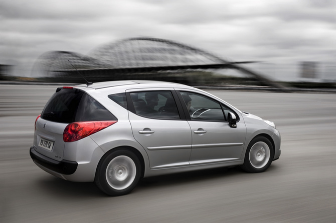 Peugeot 207 SW 1.6 HDi Active Peugeot 207 SW 1.6 HDi Active