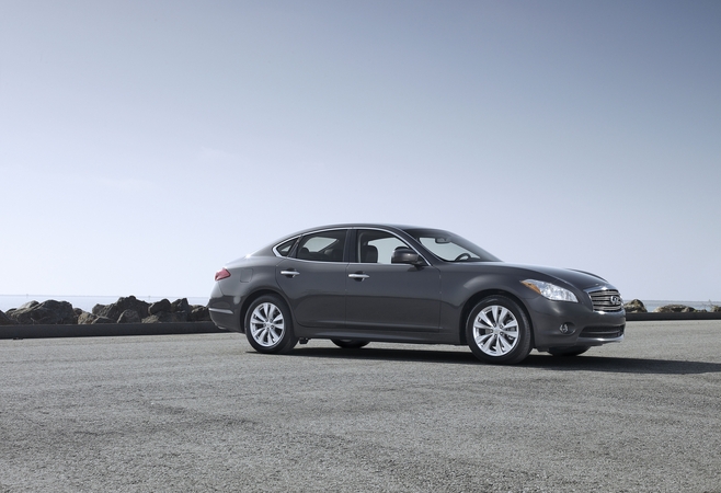 Infiniti M 56 Infiniti M 56
