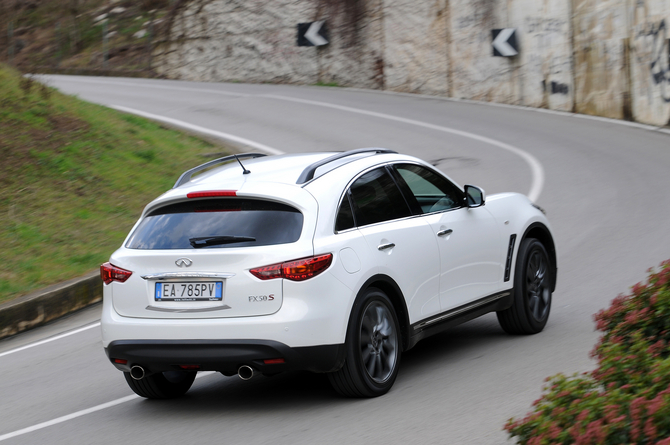 Infiniti FX50 AWD Limited Edition Infiniti FX50 AWD Limited Edition