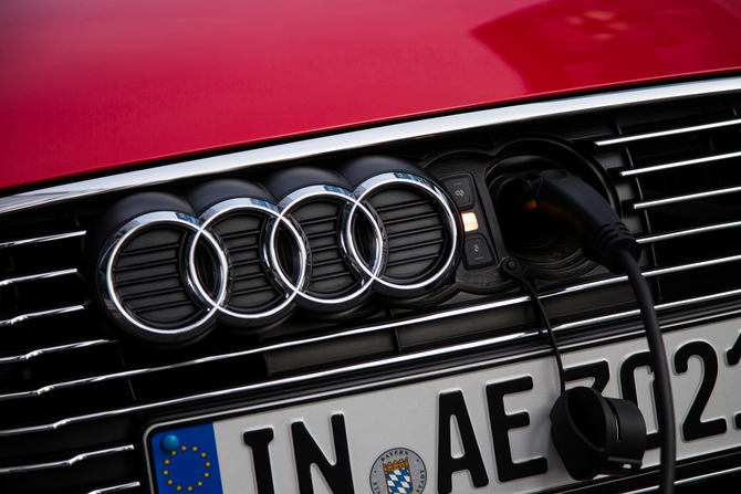 A Audi tem vários híbridos e plug-in híbridos planeados para 2014 A Audi tem vários híbridos e plug-in híbridos planeados para 2014