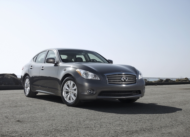 Infiniti M 56x Infiniti M 56x