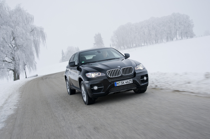 BMW X6 xDrive50i Sport-Automatic BMW X6 xDrive50i Sport-Automatic