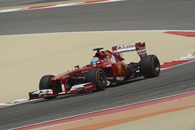 Tombazis afirma que a Ferrari vai apresentar atualizações para o F138 no Grande Prémio de Espanha Tombazis afirma que a Ferrari vai apresentar atualizações para o F138 no Grande Prémio de Espanha