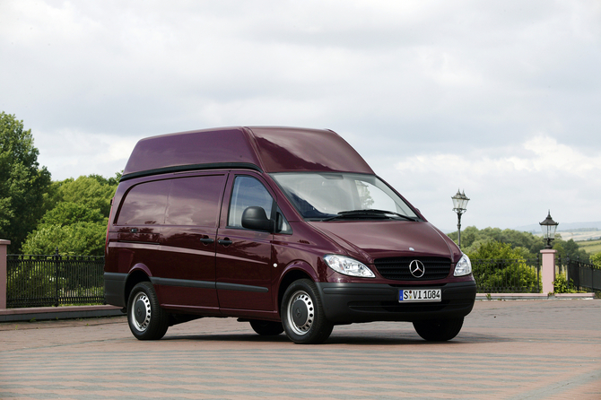 Mercedes-Benz Vito 2 {W639} Mercedes-Benz Vito 2 {W639}