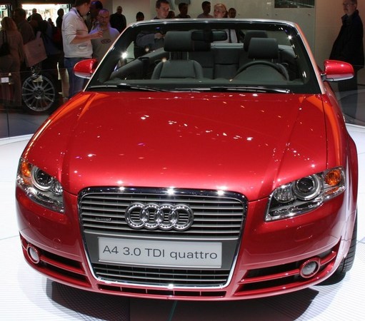 Audi A4 3.0 TDI quattro Tiptronic Audi A4 3.0 TDI quattro Tiptronic