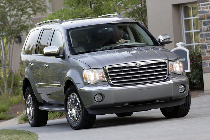 Chrysler Aspen Hybrid Limited 4X4 Chrysler Aspen Hybrid Limited 4X4