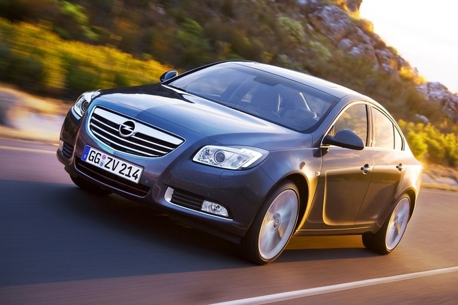 Opel Insignia 2.0 CDTI ECOTEC Opel Insignia 2.0 CDTI ECOTEC
