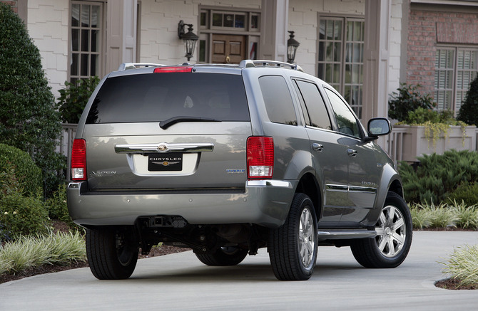Chrysler Aspen Hybrid Limited 4X4 Chrysler Aspen Hybrid Limited 4X4
