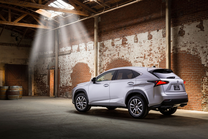 The NX lineup will debut with the NX 300h, NX 200t and NX 200 The NX lineup will debut with the NX 300h, NX 200t and NX 200