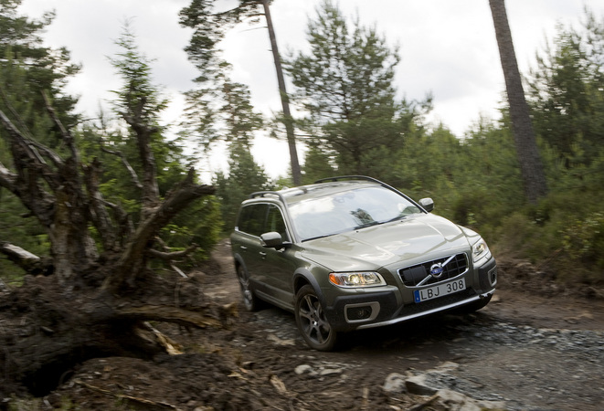 Volvo XC70 D5 Momentum Geartronic Volvo XC70 D5 Momentum Geartronic