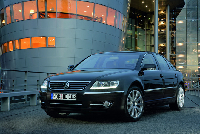 Volkswagen Phaeton 4.2I V8 Tiptronic 4M Volkswagen Phaeton 4.2I V8 Tiptronic 4M