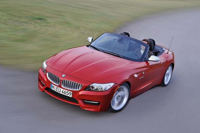 BMW Z4 sDrive35is Sport-Automatic DKG BMW Z4 sDrive35is Sport-Automatic DKG