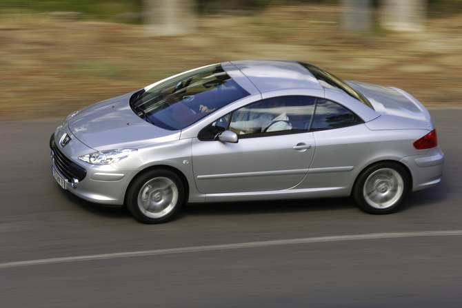 Peugeot 307cc 2.0 Automatic Peugeot 307cc 2.0 Automatic