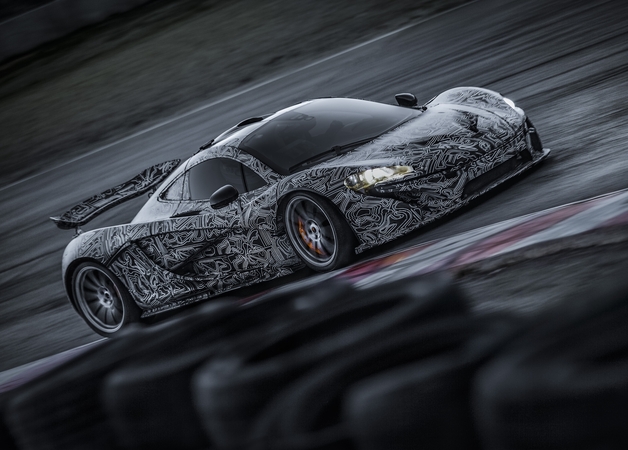 Une vidéo de la McLaren P1™ en phase de test est disponible sur Youtube Une vidéo de la McLaren P1™ en phase de test est disponible sur Youtube