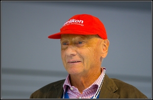 Lauda foi tri-campeão mundial e é atualmente um grande empresário