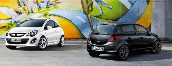 Opel Corsa 1.4 turbo All White Opel Corsa 1.4 turbo All White