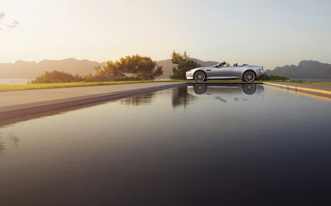 Aston Martin DB9 Volante 6.0 Touchtronic 2 Aston Martin DB9 Volante 6.0 Touchtronic 2
