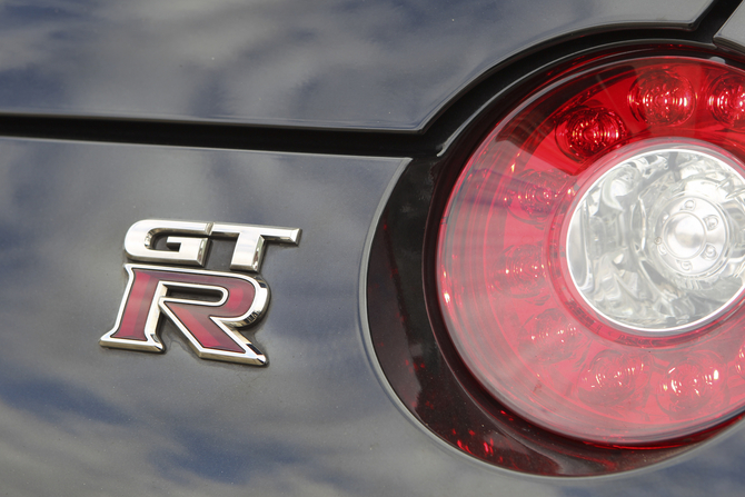 Nissan GT-R (R35) Black Edition Nissan GT-R (R35) Black Edition