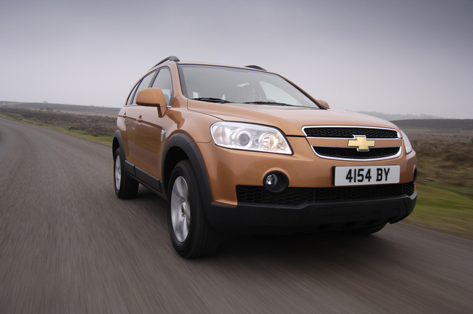 Chevrolet Captiva 2.0 VCDi LT 2WD Chevrolet Captiva 2.0 VCDi LT 2WD