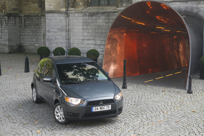 Mitsubishi Colt Gen.7 Mitsubishi Colt Gen.7