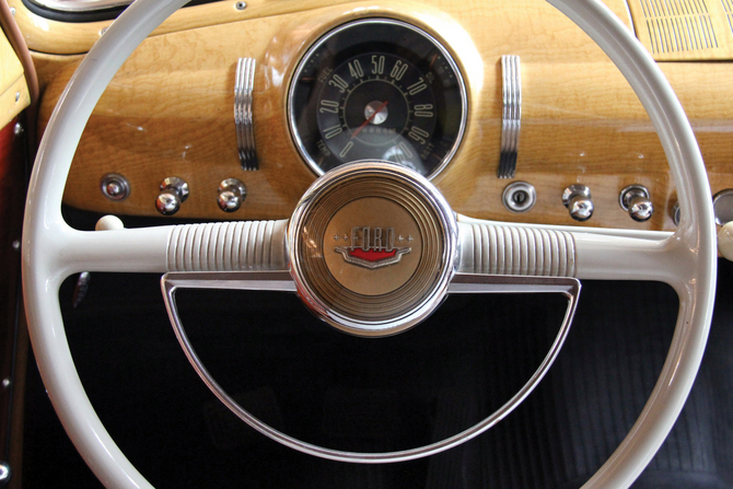 Ford V-8 Custom Station Wagon Ford V-8 Custom Station Wagon