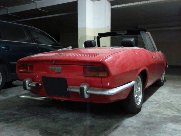 Stumbled upon: Fiat 850 Sport Spider Stumbled upon: Fiat 850 Sport Spider