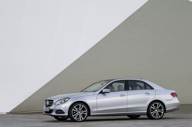 Mercedes-Benz E-Class Gen.5 Mercedes-Benz E-Class Gen.5
