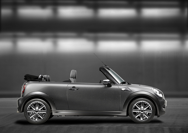 MINI (BMW) MINI Life Ball Keneth Cole MINI (BMW) MINI Life Ball Keneth Cole