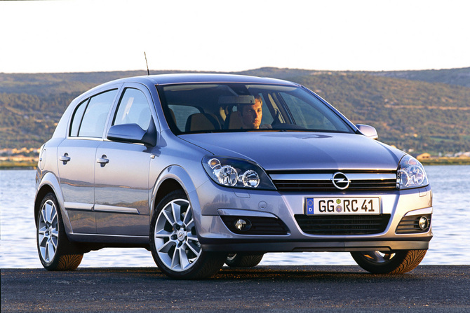 Opel Astra 1.4 Enjoy Easytronic Opel Astra 1.4 Enjoy Easytronic