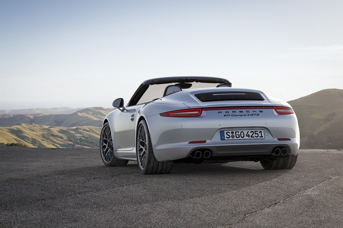 Porsche 911 Carrera 4 GTS Cabriolet PDK Porsche 911 Carrera 4 GTS Cabriolet PDK