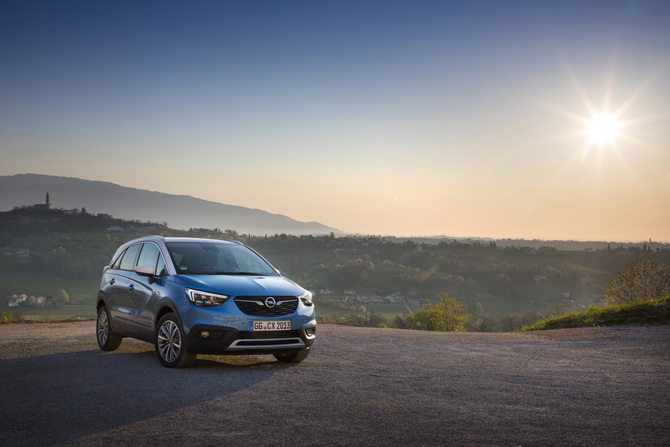 Opel Crossland X 1.2 Turbo Innovation Opel Crossland X 1.2 Turbo Innovation