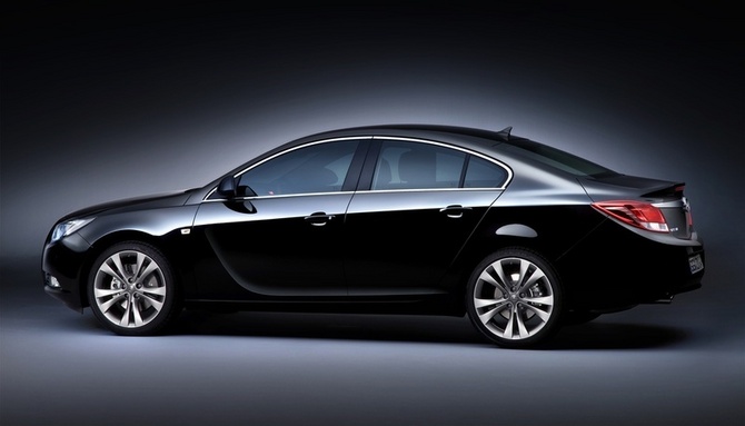 Opel Insignia 2.0 CDTI ECOTEC Opel Insignia 2.0 CDTI ECOTEC