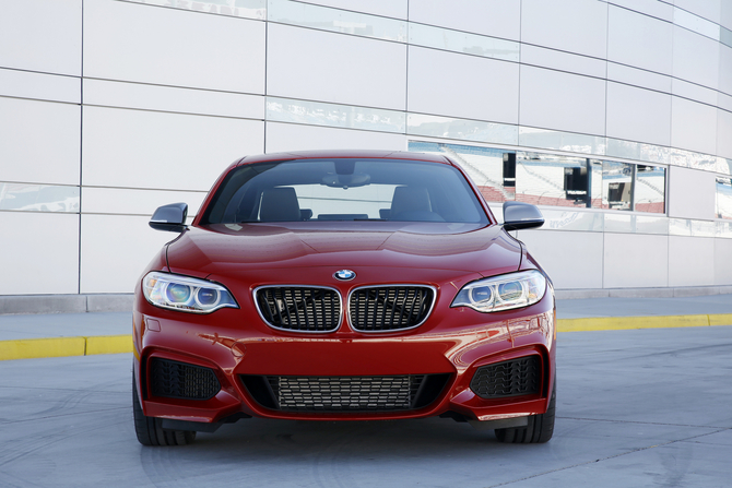 BMW M235i xDrive BMW M235i xDrive