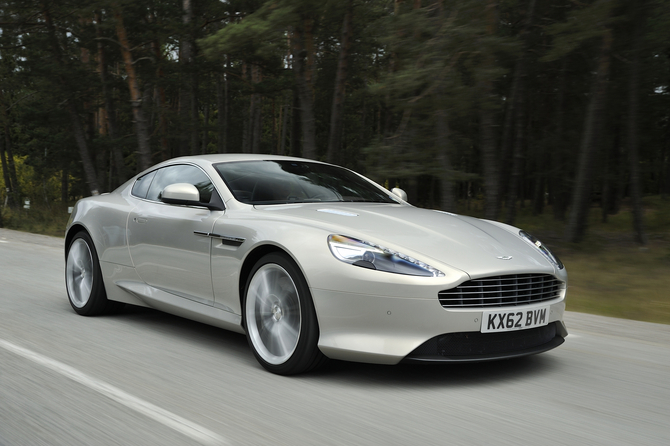Aston Martin DB9 6.0 Touchtronic 2 Aston Martin DB9 6.0 Touchtronic 2