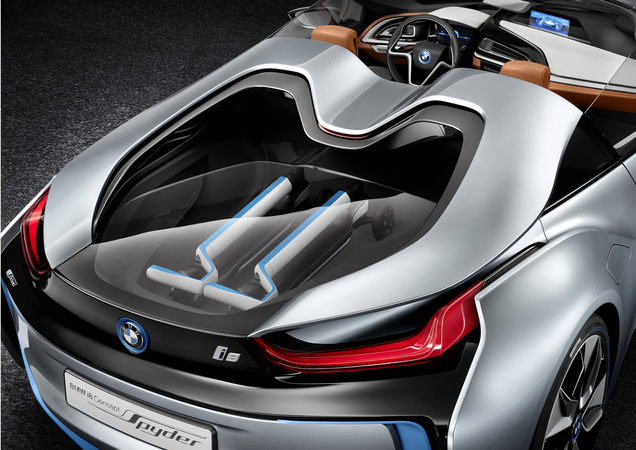 A BMW mostra um i8 Spyder mais próximo da produção A BMW mostra um i8 Spyder mais próximo da produção