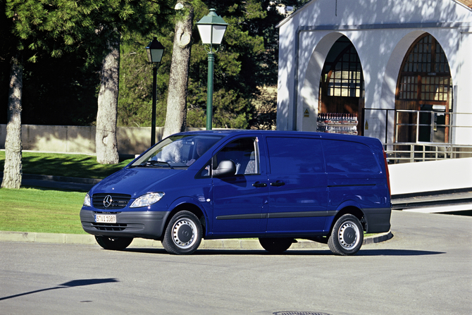 Mercedes-Benz Vito 2 {W639} Mercedes-Benz Vito 2 {W639}