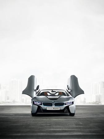 A BMW mostra um i8 Spyder mais próximo da produção A BMW mostra um i8 Spyder mais próximo da produção