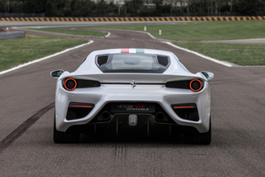 Cliente encomendou um veículo de linhas ainda mais desportivas que o 458 Speciale