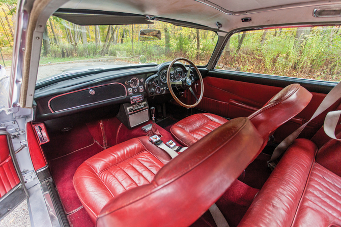 Aston Martin DB5 Aston Martin DB5