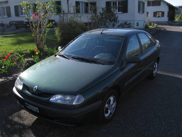 Renault Laguna 2.0 RT Renault Laguna 2.0 RT